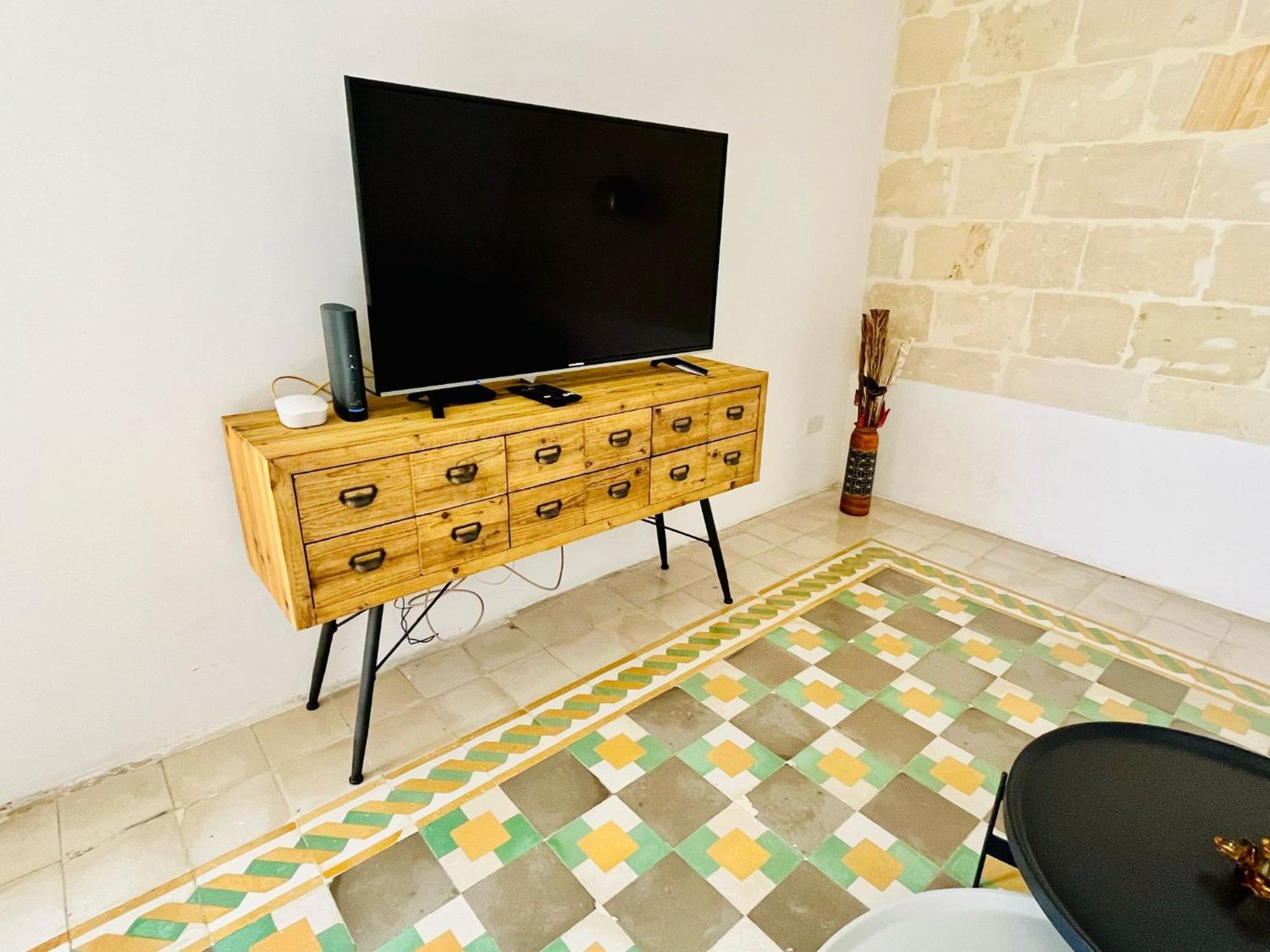 Cozy Charming Apartment In Old Bakery Street فاليتا المظهر الخارجي الصورة